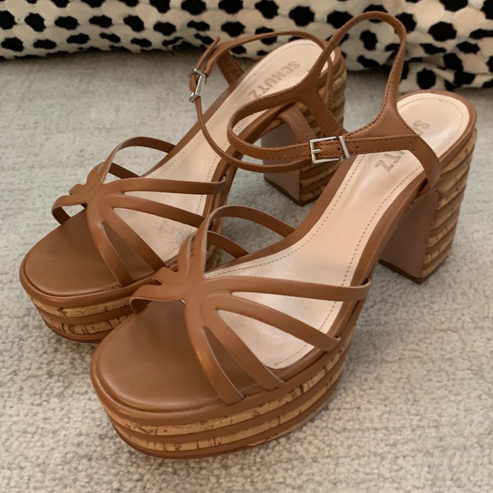 SCHUTZ Saltó Alto high heel Platform Sandal in tan, size 8 - Picture 2 of 5